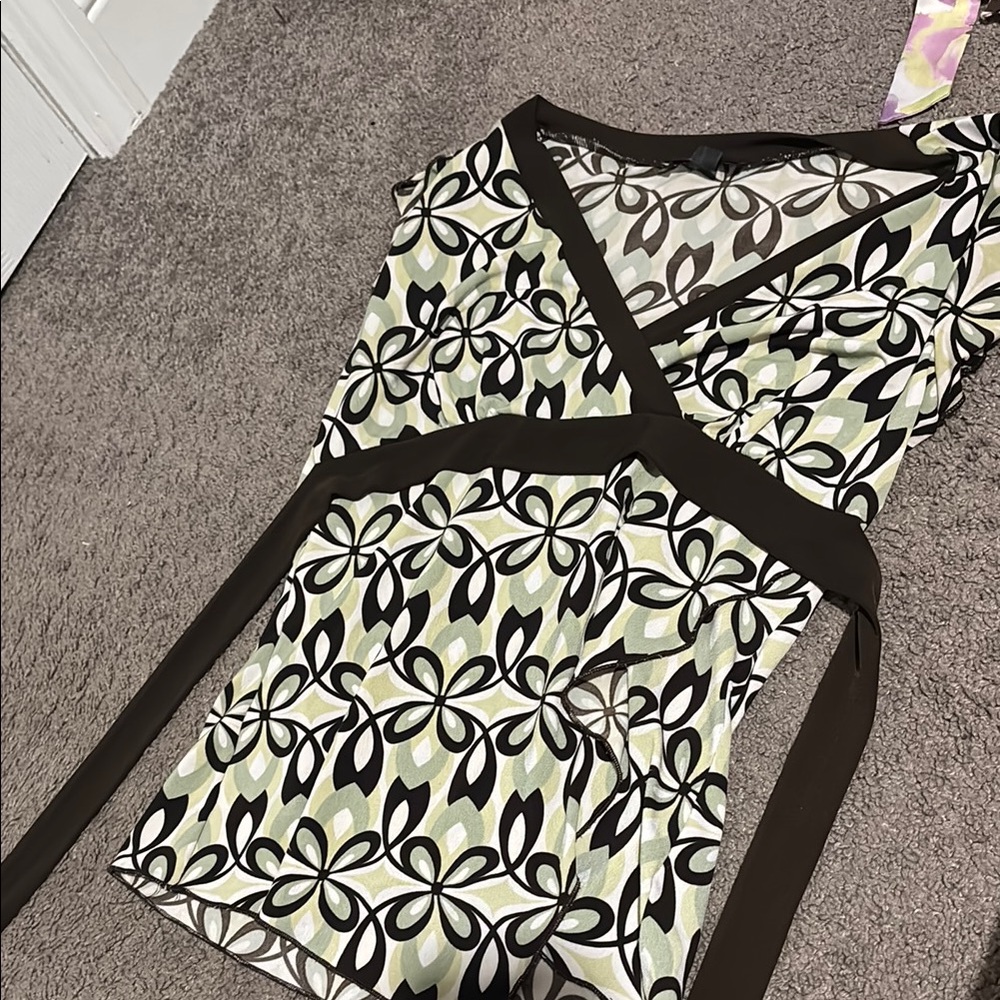 BCX Brown and Cream Floral Top